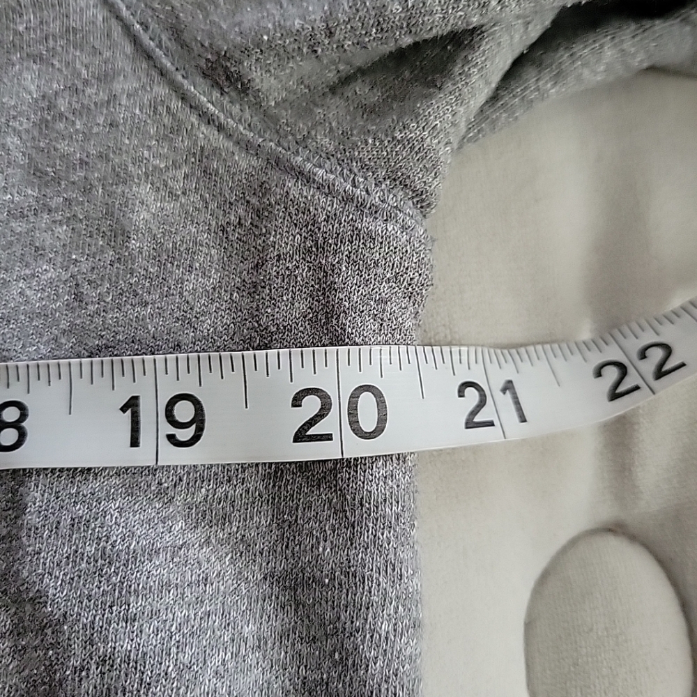 PINK Victoria's Secret Women's Lightweight Sweatshirt - Picture 13 of 14